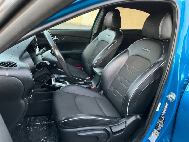 2023 Kia Forte GT-Line