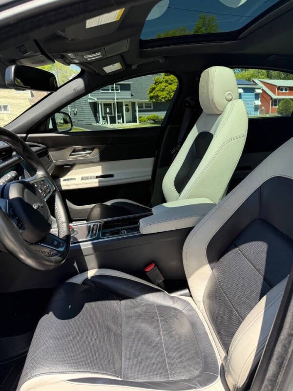 2018 Jaguar XF S