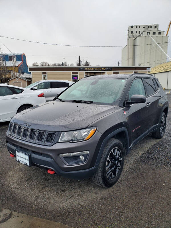 2020 Jeep Compass for sale at Deanas Auto Biz in Pendleton OR