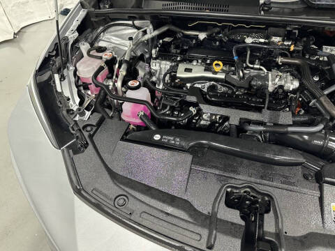 2025 Toyota Prius XLE