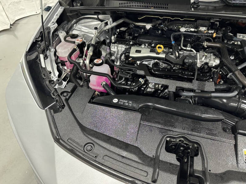 2025 Toyota Prius XLE