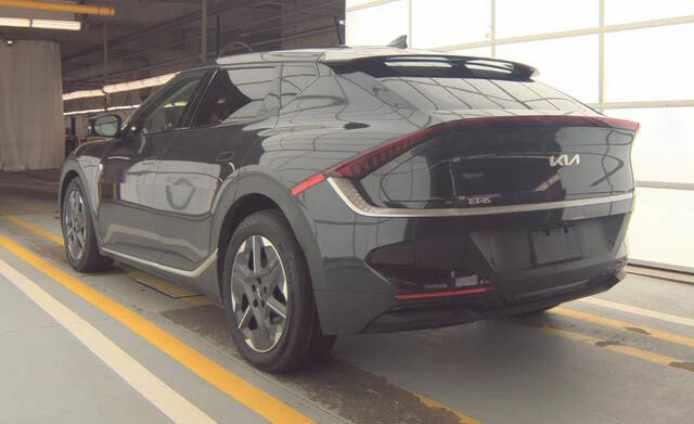 2025 Kia EV6 Light Long Range