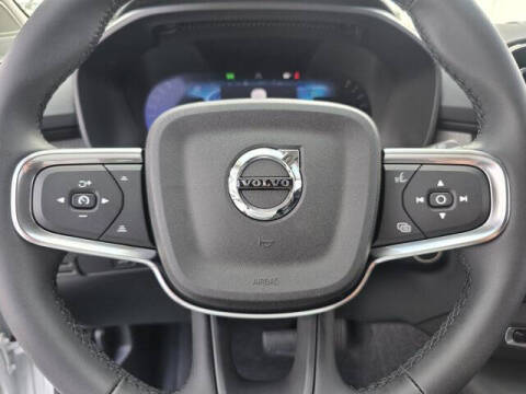 2026 Volvo XC40 B4 Core