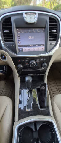 2011 Chrysler 300