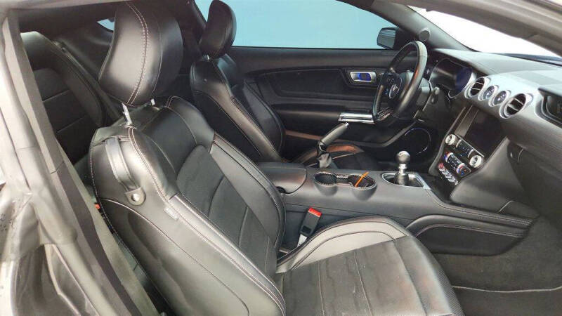 2020 Ford Mustang