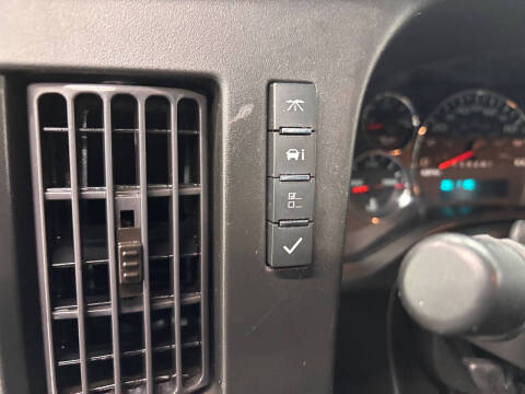 2023 Chevrolet Express 2500