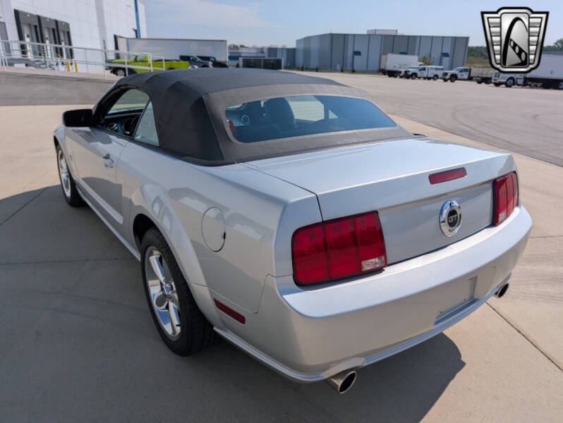 2005 Ford Mustang