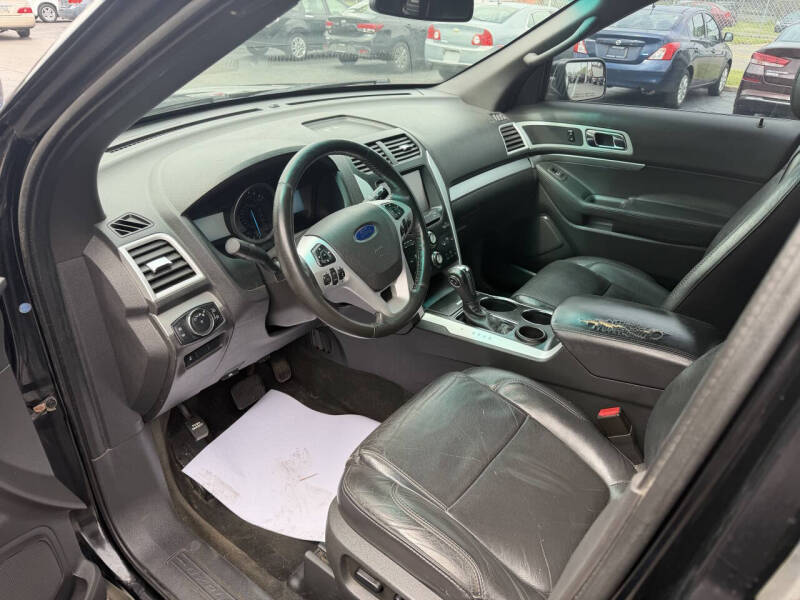 2011 Ford Explorer XLT
