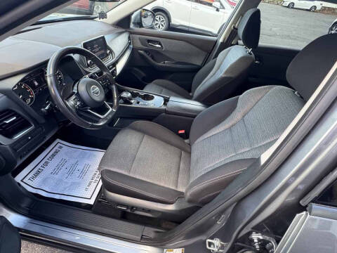 2021 Nissan Rogue SV