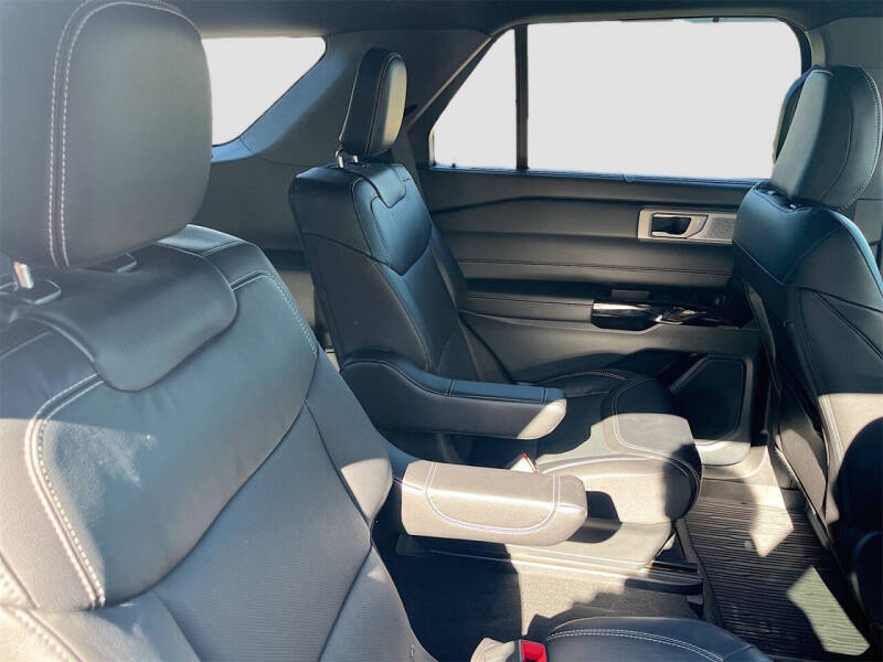 2023 Ford Explorer ST