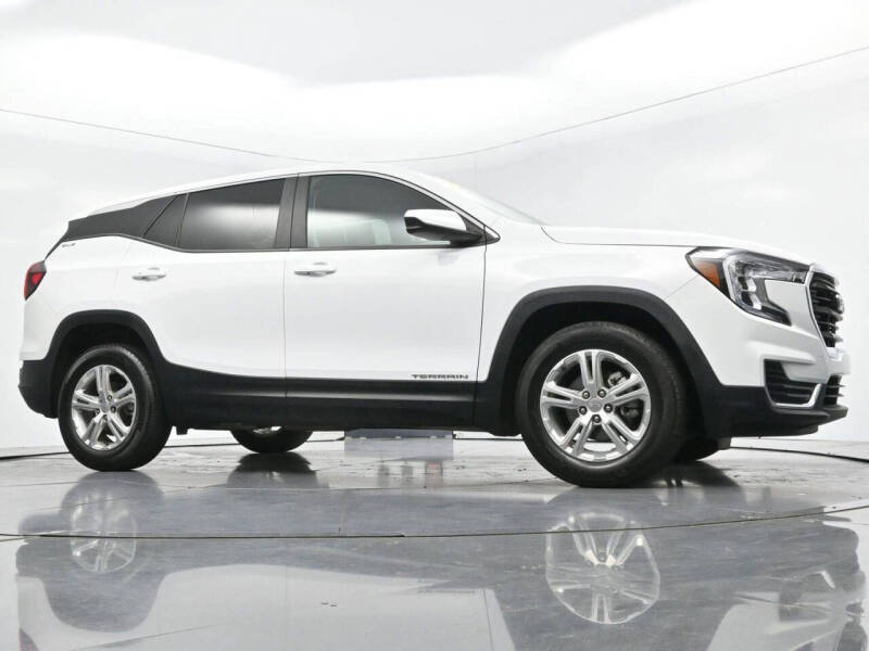 2024 GMC Terrain SLE