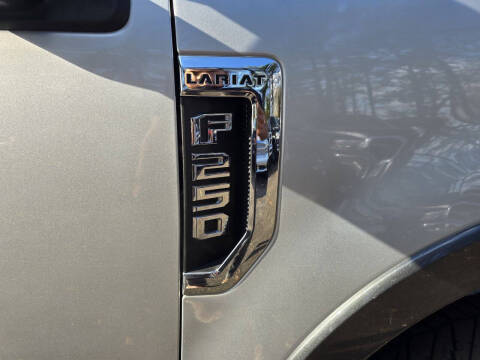 2017 Ford F-250 Super Duty Lariat