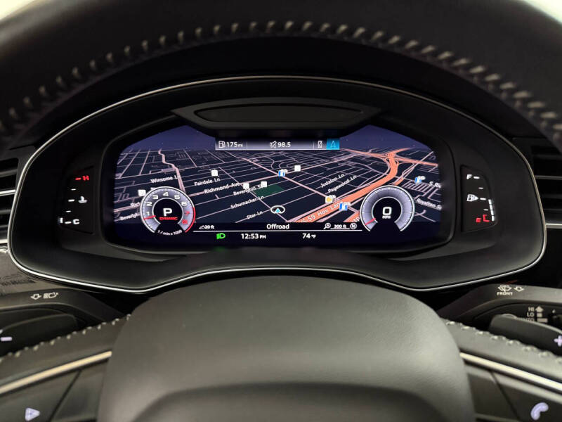 2019 Audi Q8 quattro Premium 55 TFSI