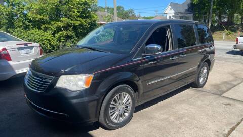 2013 Chrysler Town and Country for sale at OCONEE AUTO SALES in Seneca SC