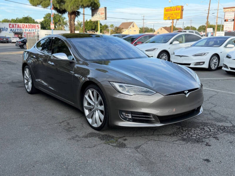 2016 Tesla Model S 90D