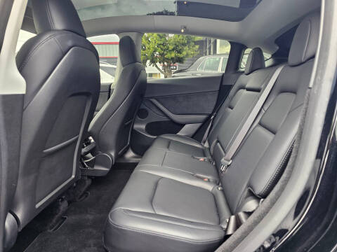 2023 Tesla Model Y Performance