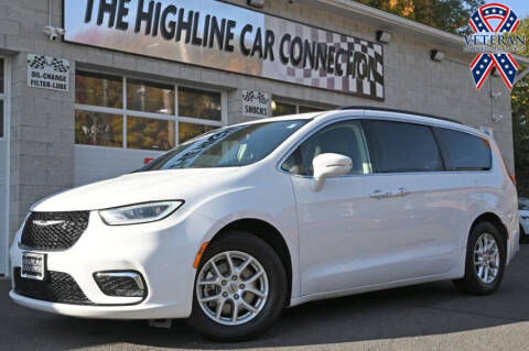 2022 Chrysler Pacifica for sale at The Highline Car Connection in Waterbury CT