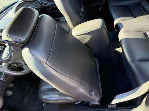 2002 Ford Mustang GT Deluxe