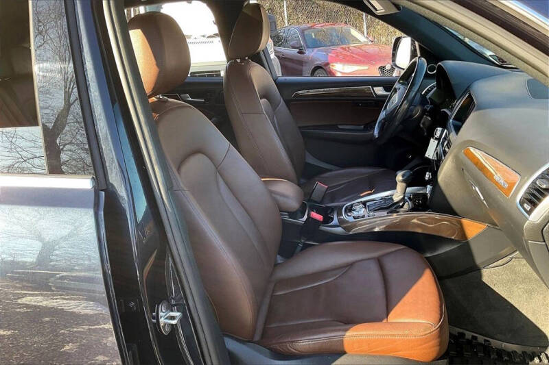 2017 Audi Q5 2.0T quattro Premium Plus