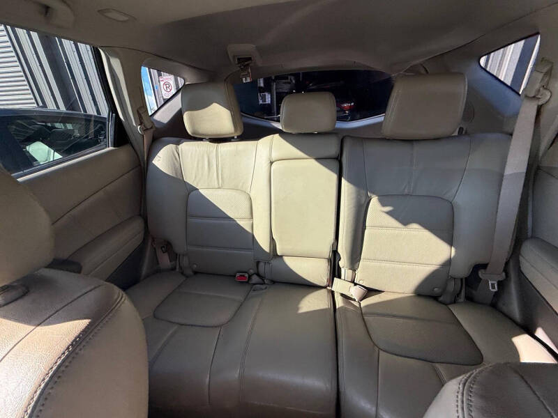 2011 Nissan Murano LE