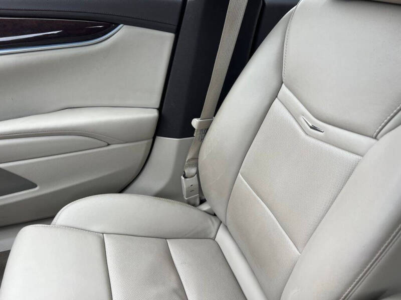 2015 Cadillac XTS Luxury