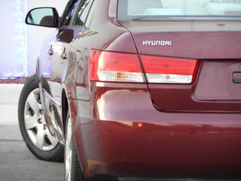 2008 Hyundai Sonata for sale at Moto Zone Inc in Melrose Park IL