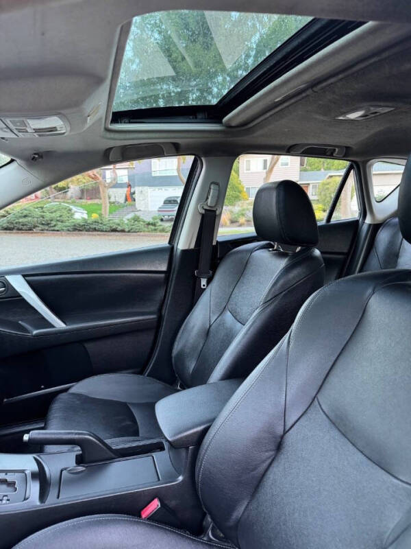 2013 Mazda MAZDA3 i Grand Touring