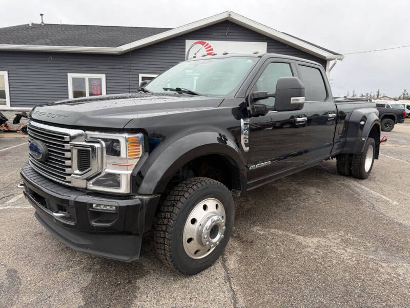 2020 Ford F-450 Super Duty Platinum's photo