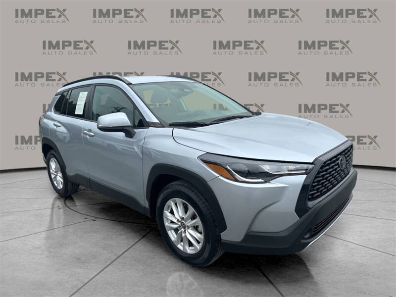 2024 Toyota Corolla Cross LE