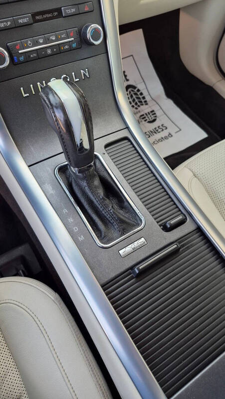 2012 Lincoln MKS