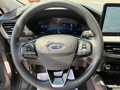2025 Ford Escape Platinum