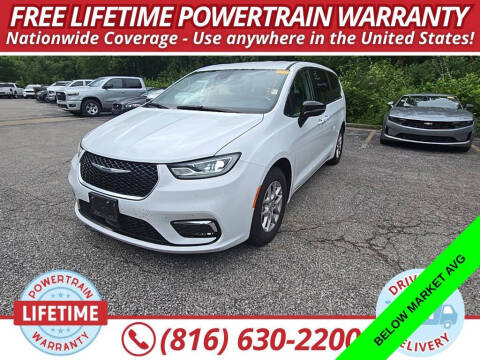 2024 Chrysler Pacifica Touring L