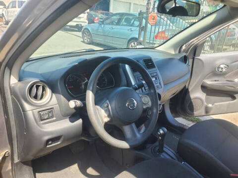 2013 Nissan Versa 1.6 SL