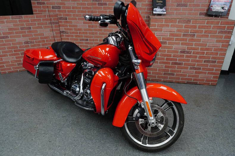 2017 Harley-Davidson Street Glide Special