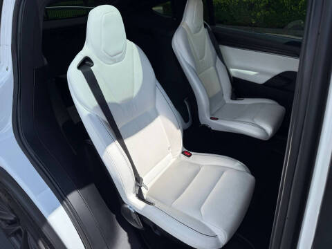 2022 Tesla Model X Plaid