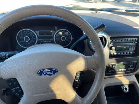 2005 Ford Expedition Eddie Bauer