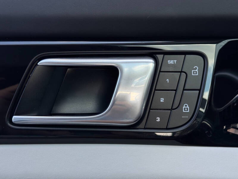 2023 Porsche Panamera 4S E-Hybrid