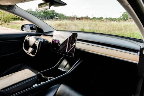 2019 Tesla Model 3 Standard Range Plus