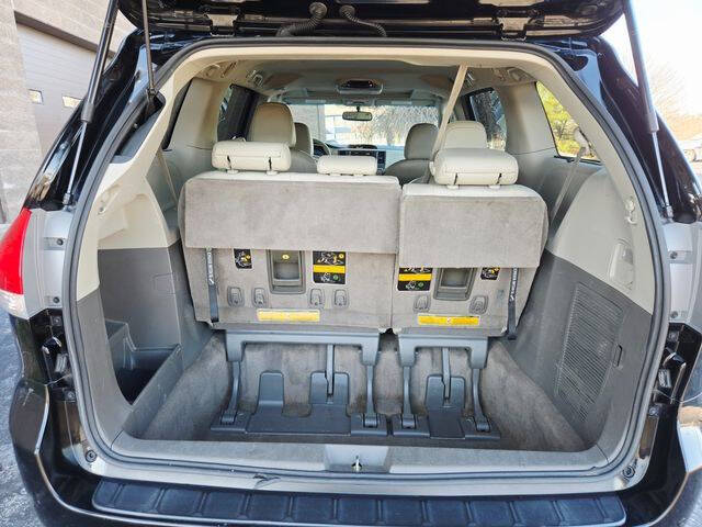 2014 Toyota Sienna XLE 7-Passenger