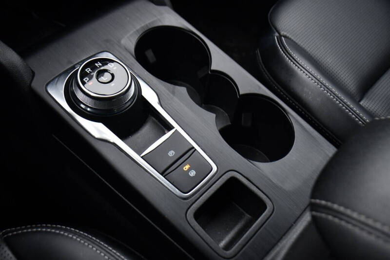 2024 Ford Escape Platinum