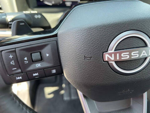 2025 Nissan Rogue SL