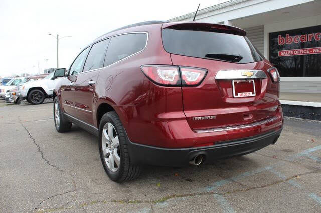 2017 Chevrolet Traverse Premier photo 5