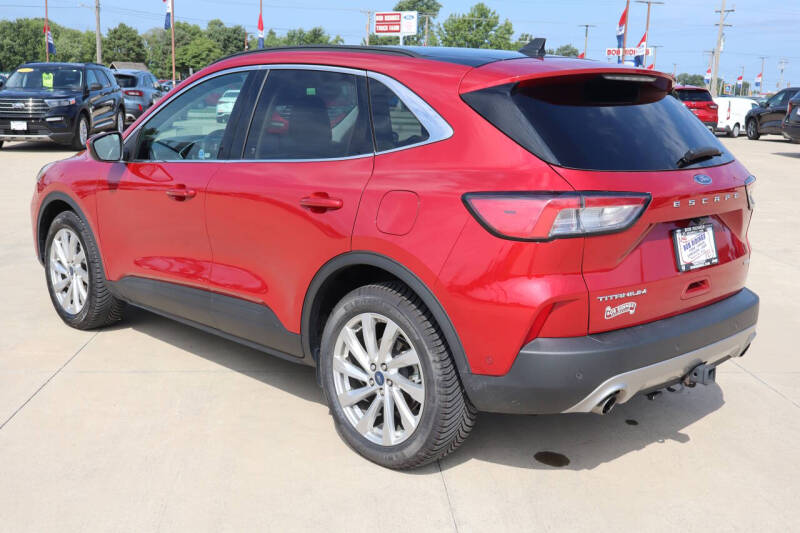 2022 Ford Escape Titanium