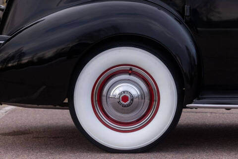 1939 Packard Super 8