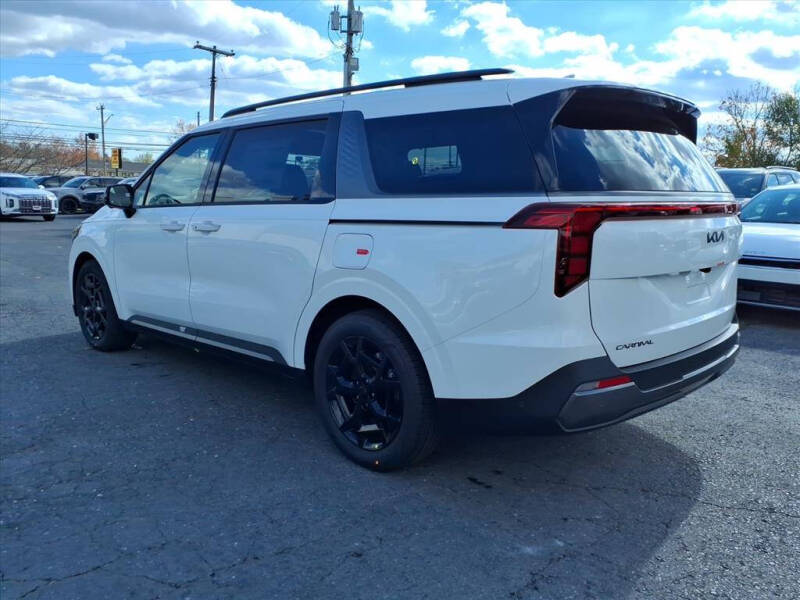 2026 Kia Carnival SX