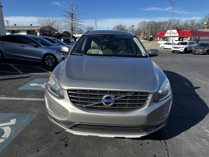 2016 Volvo XC60 T5 Drive-E Premier