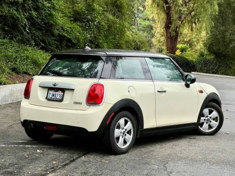 2015 MINI Hardtop 2 Door Cooper