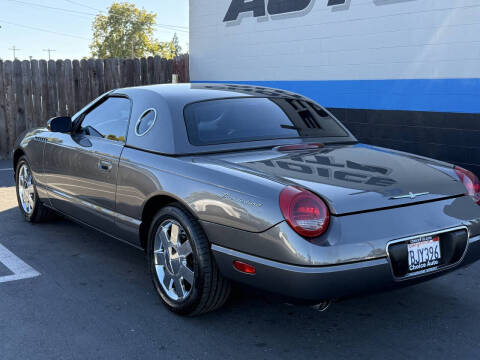 2003 Ford Thunderbird Deluxe