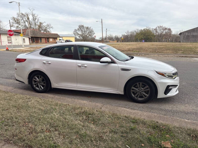 2019 Kia Optima LX