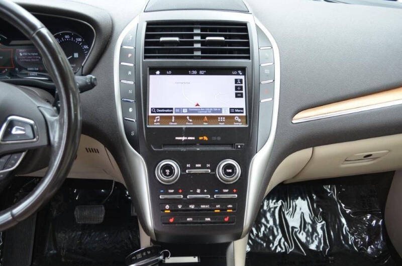 2019 Lincoln MKC Select